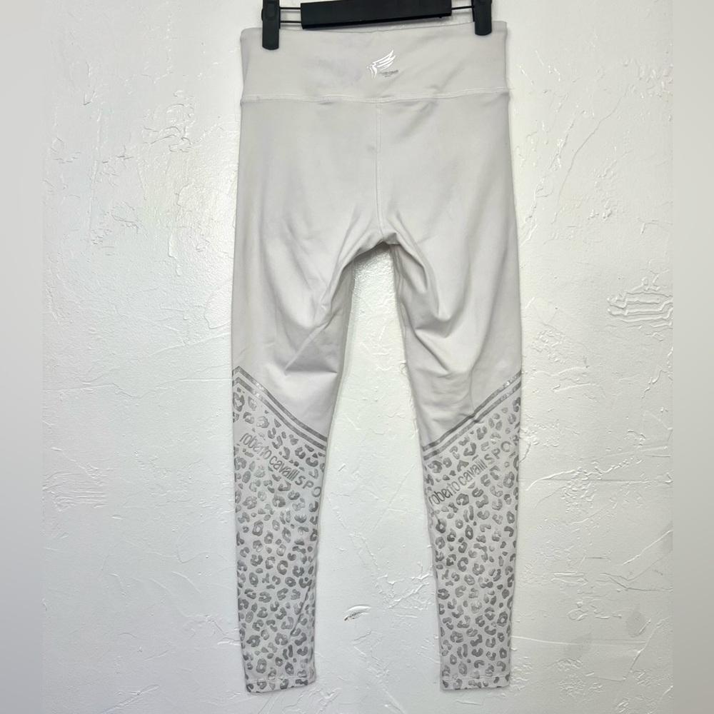 Roberto Cavalli Sport White Leggings with Metallic Silver Leopard Logo Print - Picture 3 of 7